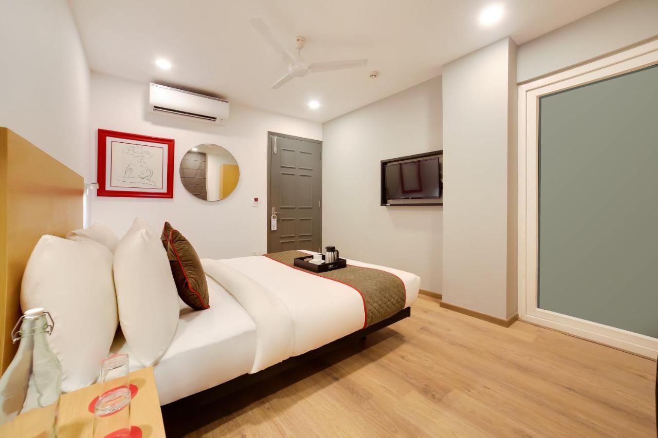 Oyo Townhouse 019 Anand Vihar Hotel New Delhi Exterior photo