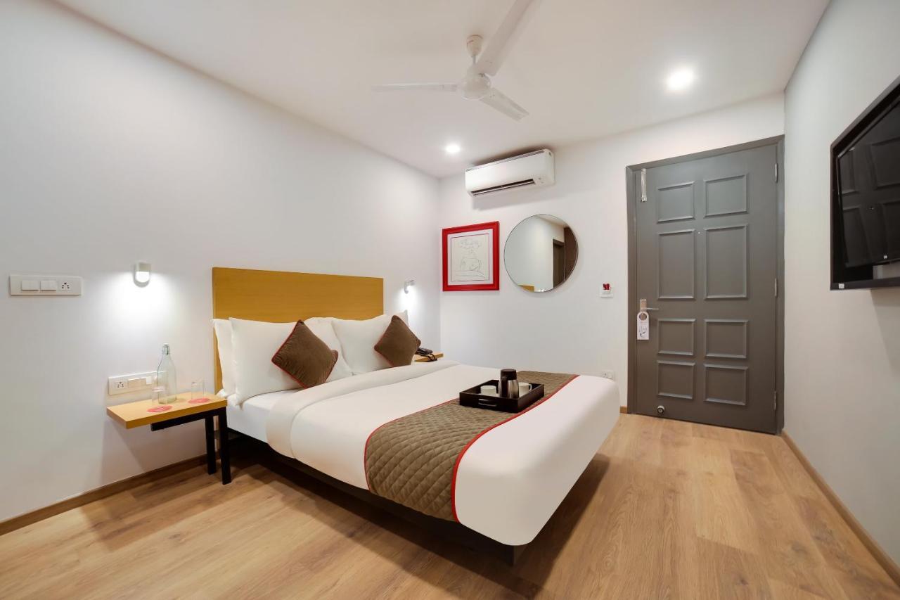 Oyo Townhouse 019 Anand Vihar Hotel New Delhi Exterior photo